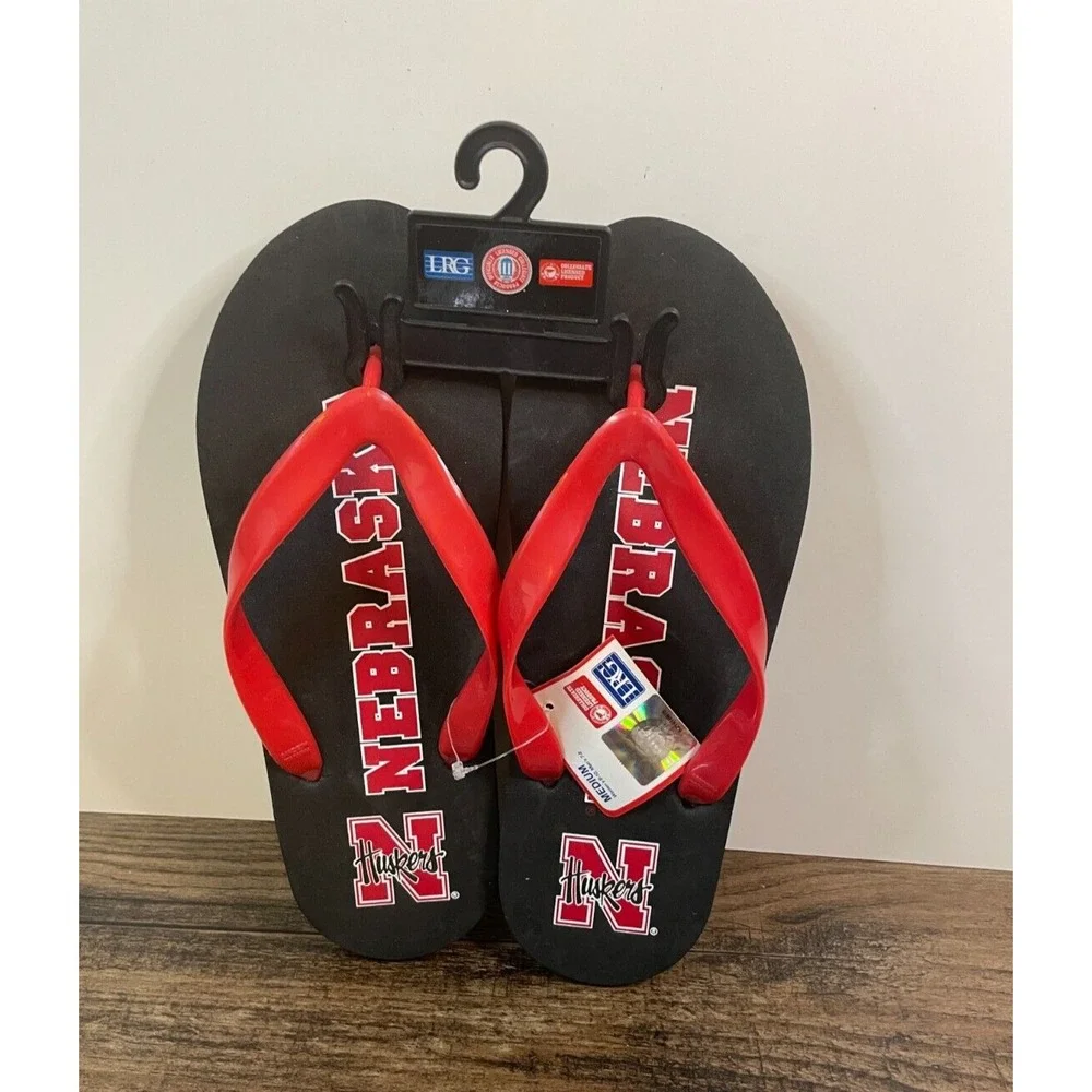 Nebraska Cornhuskers Huskers Unisex W 9-10 M 7-8 Football NCAA Medium Black Red